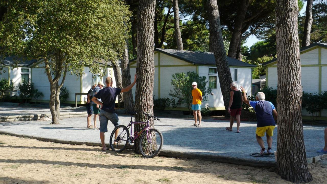 Camping Le Suroit Le Bois-Plage-en-Ré Exteriér fotografie